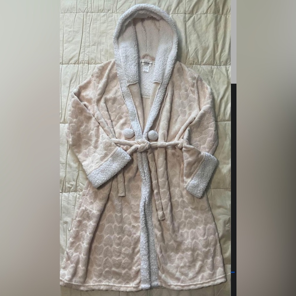 Warm Hooded Robe